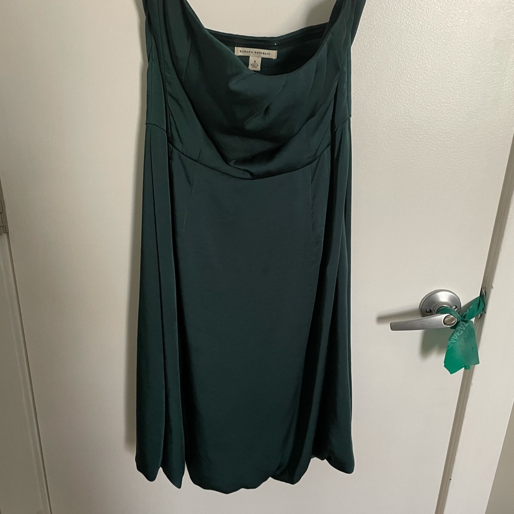 Banana republic emerald green strapless dress
